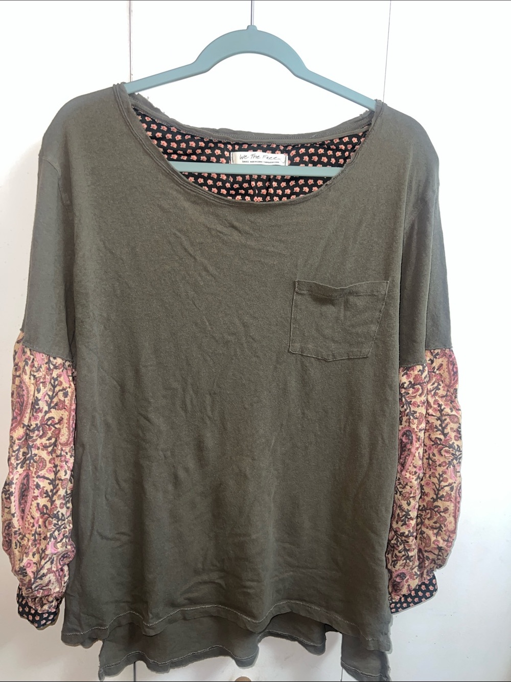 We The Free Olive Tunic with Pink Paisley Balloon Sleeves Free People size S